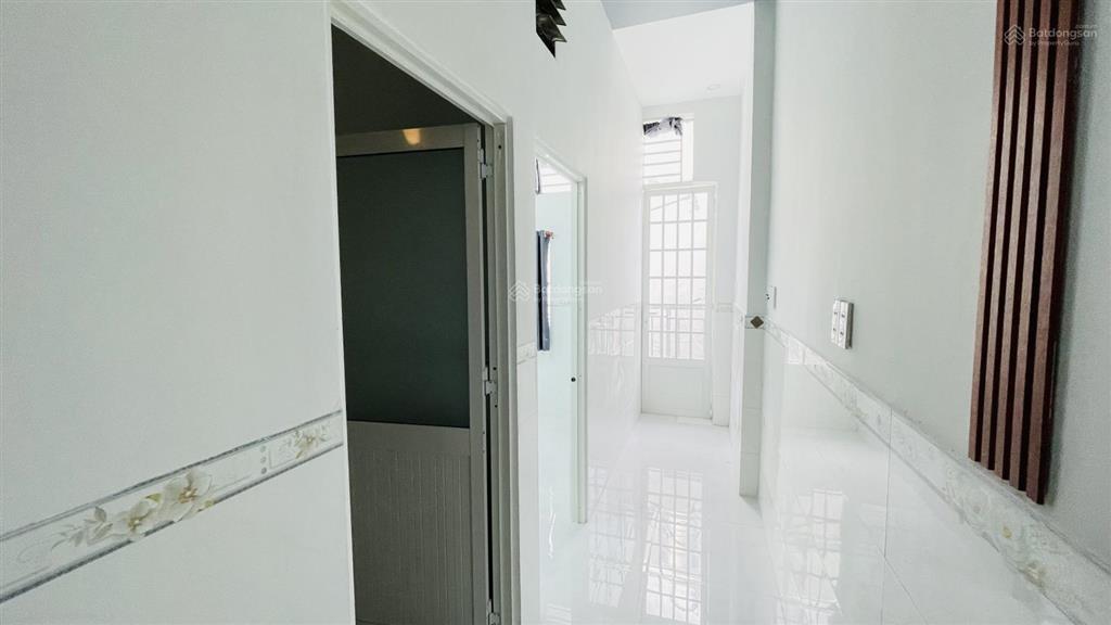 Bán nhà lê văn khương quận 12  căn góc hẻm xe hơi  3 phòng ngủ  giá chỉ 4.15 tỷ tl