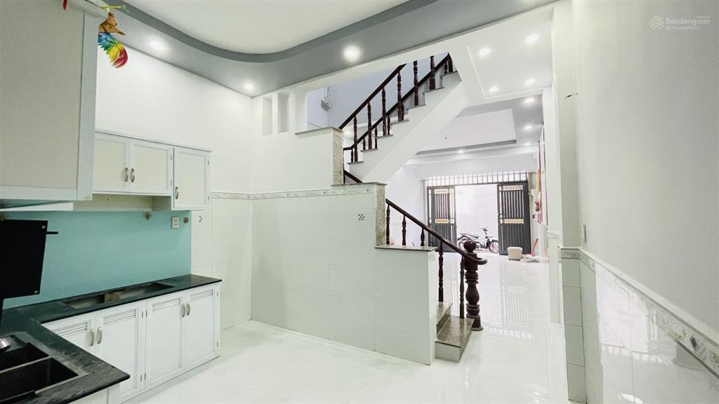 Bán nhà lê văn khương quận 12  căn góc hẻm xe hơi  3 phòng ngủ  giá chỉ 4.15 tỷ tl