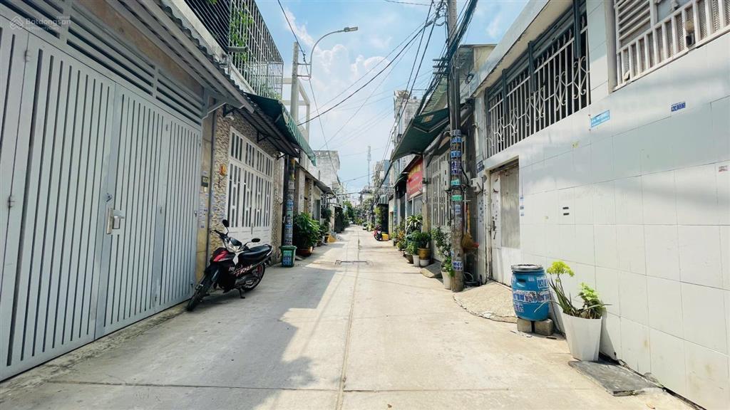 Bán nhà huỳnh thị hai quận 12  66m2  2 tầng  hẻm xe hơi  sát trần thị năm  giá chỉ 4.49 tỷ