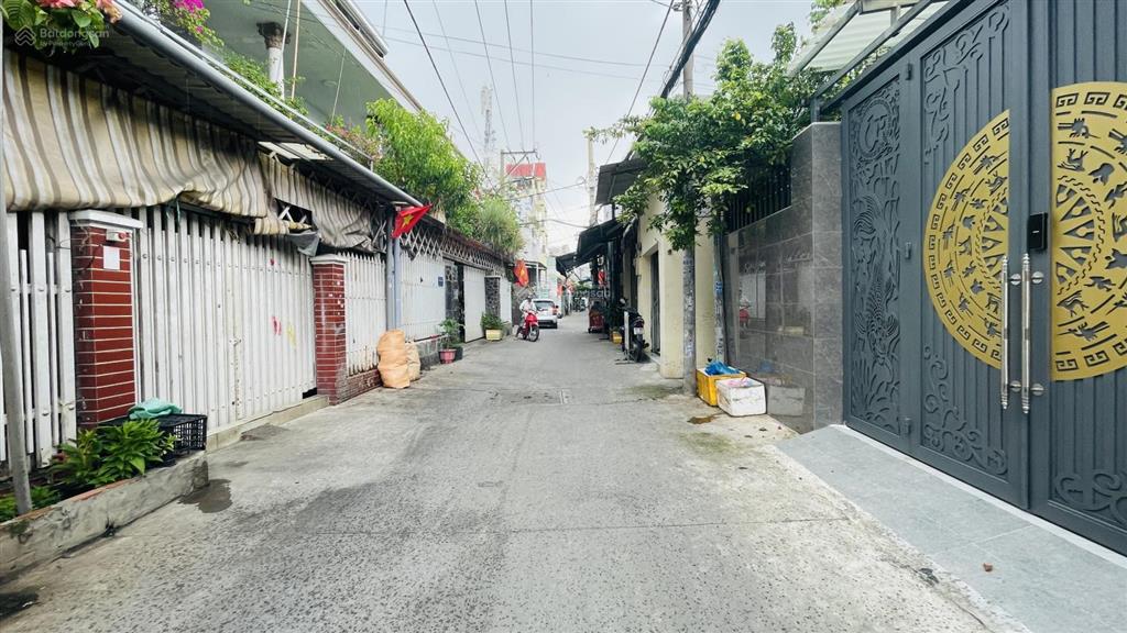 Bán nhà 3 tầng đông hưng thuận quận 12  80m2  ngang 6.3m  sát nguyễn văn quá  20m ra mặt tiền
