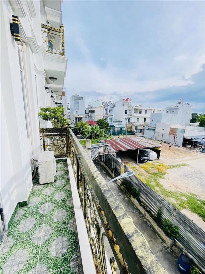 Bán nhà lâm thị hố quận 12  nhà mới 4 tầng  hẻm xe tải 6m  khu cao cấp  sát hiệp thành city