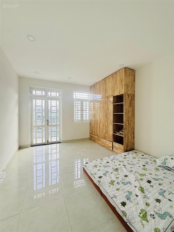 Bán nhà nguyễn văn quá quận 12  hẻm 1 trục sát mặt tiền  nhà 3 tầng  4x17  giá 5.6 tỷ tl