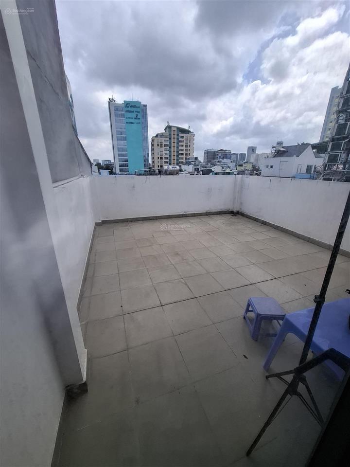 Bán nhà mặt phố tại 174 đ.biện phủ, 30 tỷ, 85m2, 4 tầng, 7pn, 7wc, hướng tây nam, đẹp, tiện ích