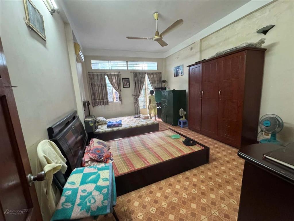 Ngang 5.3mx25m hoàng hoa thám, 12,7 tỷ, 119m2, 5pn, 5wc, pháp lý đầy đủ, căn góc thoáng, sau mt