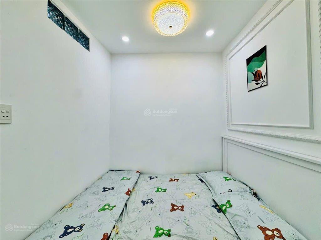 Nhà phố nguyễn đình chính, 45m2, 6,9 tỷ. sẵn 3 phòng, hẻm cụt