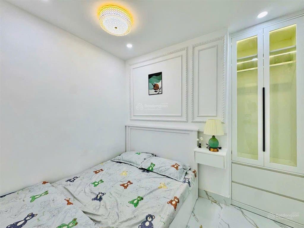 Nhà phố nguyễn đình chính, 45m2, 6,9 tỷ. sẵn 3 phòng, hẻm cụt