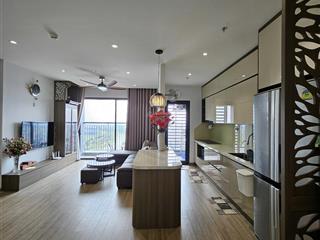 3n rộng dành cho gia đình hướng đẹp view biệt thự tại p1 giá siêu tốt , nội thất sang xịn