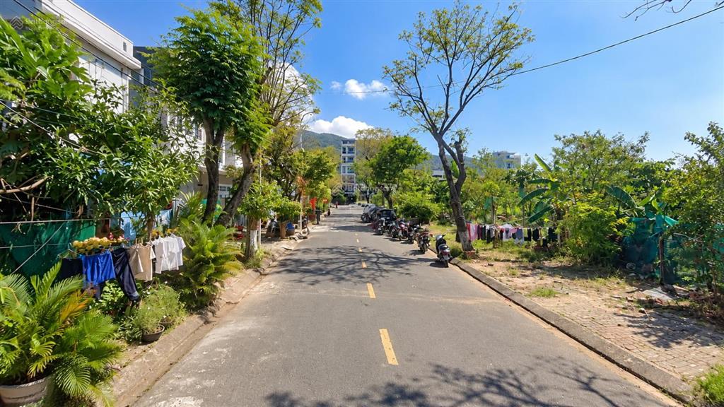 Lô đất biệt thự gần biển khu đầu tuyến sơn trà  điện ngọc