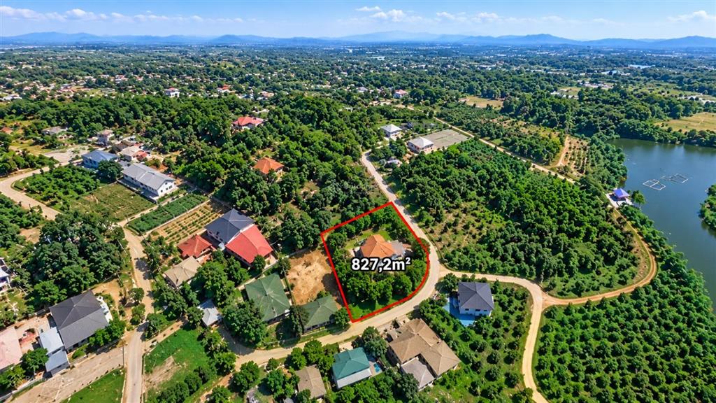 Đất cổ rùa, quốc oai 827,2 m, chủ đất bán để cho con đi học