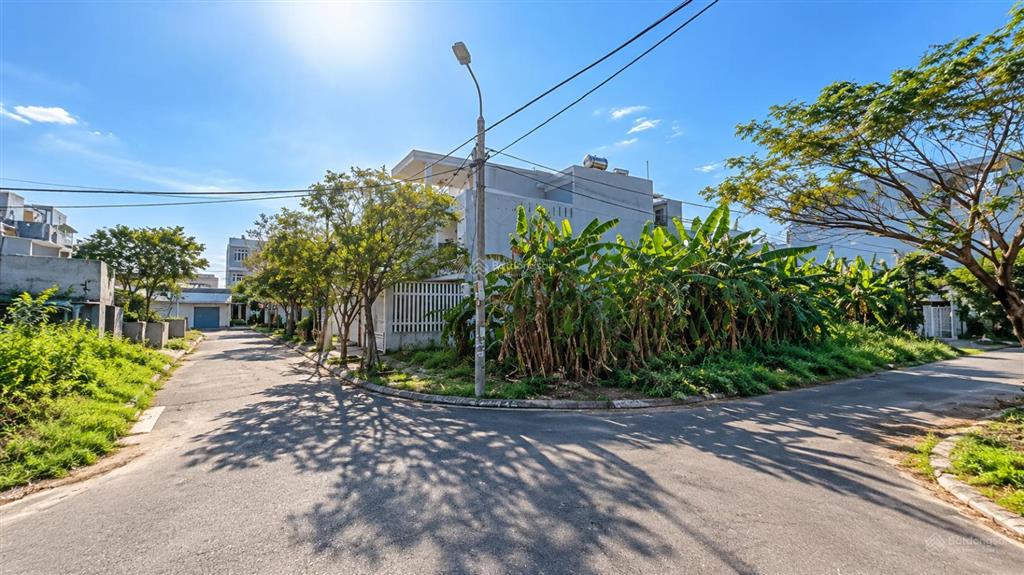 Lô góc 2 mặt tiền đường thành vinh, sơn trà 270,4 m2