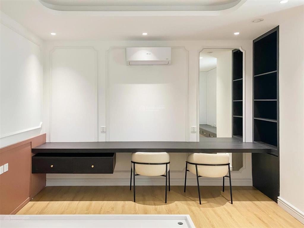 Chính chủ cho thuê 3 phòng ngủ + 2 wc vào ở luôn tại 131 trần phú hà đông