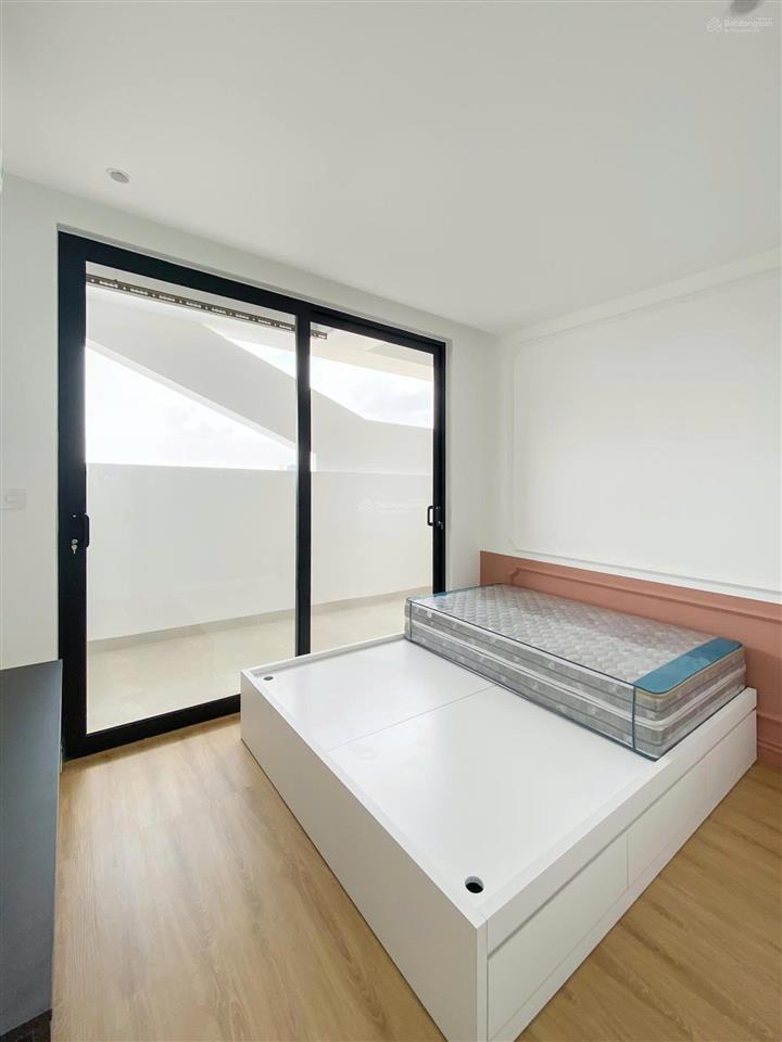 Chính chủ cho thuê 3 phòng ngủ + 2 wc vào ở luôn tại 131 trần phú hà đông