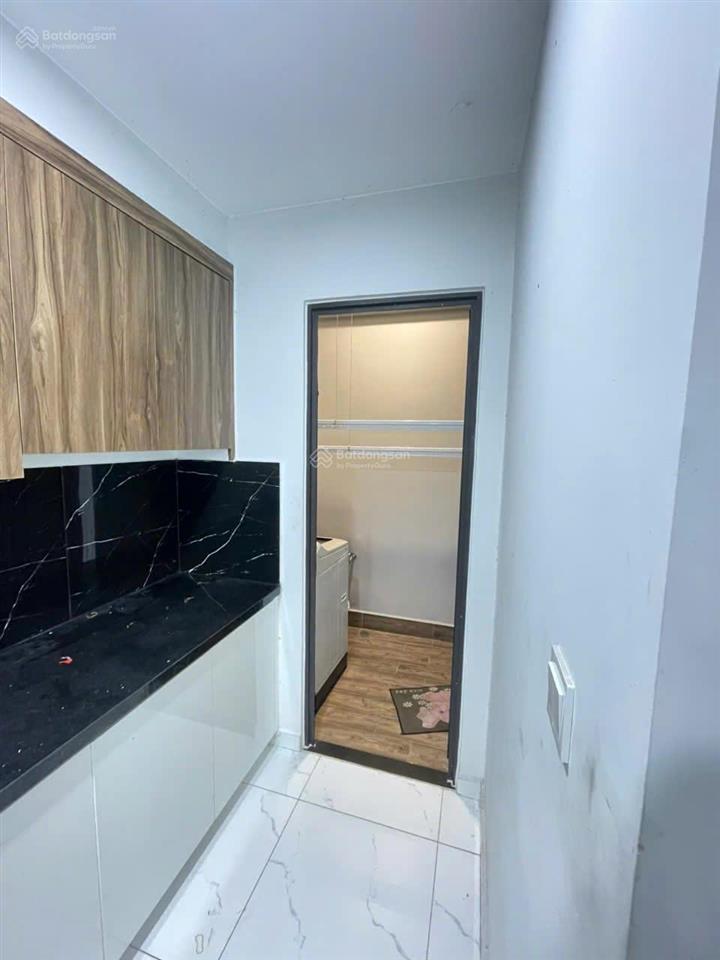 Bán lỗ 2pn2wc 60m2 có ban công tại opal skyline giá chỉ 2,1tỷ  có hỗ trợ vay ngân hàng 80%
