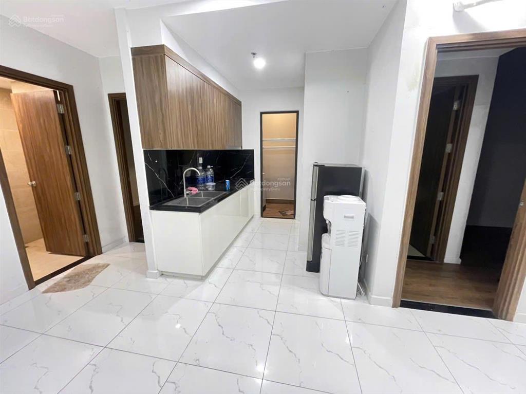 Bán lỗ 2pn2wc 60m2 có ban công tại opal skyline giá chỉ 2,1tỷ  có hỗ trợ vay ngân hàng 80%