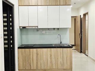 Giá rẻ cực sốc! chính chủ s303 1pn giá 3,2 tỷ tại vinhomes smart city.  0972 179 ***