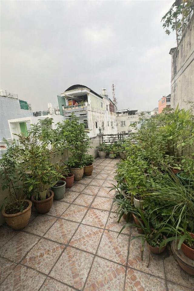 Hxh chủ gấp bán 7,8tỷ còn tl cho căn nhà 64m ngay âu cơ