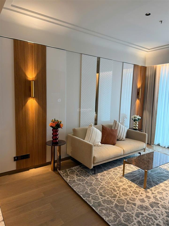 Chcc sky center cần cho thuê nhanh (05 phổ quang p2 q tân bình) gọi ngay em 0935 204 *** sdt/zalo