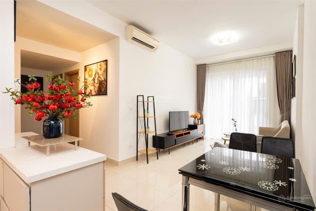 Chcc golden mansion cần cho thuê 2pn (119 phổ quang,p2,q. đức nhuận hcm) gọi ngay em 0935 204 ***