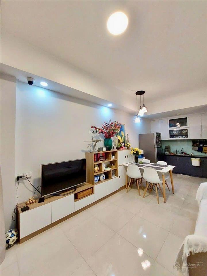 Chcc botanica premier cần cho thuê 2pn. gọi ngay em 0935 204 *** call/zalo