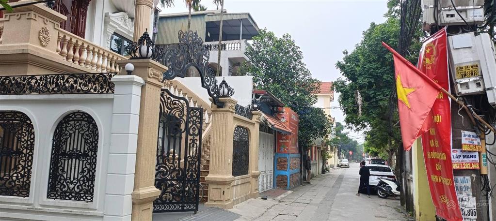 Bán nhà tại nam phù  thanh trì. đường ô tô tránh nhau. 140tr/m2
