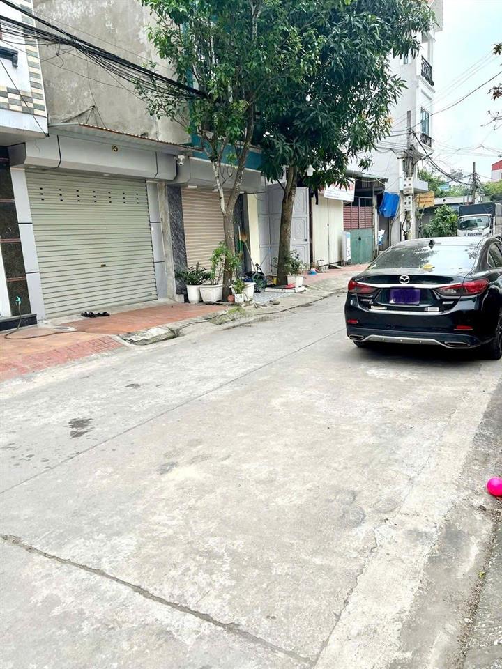 Bán đất xã ngọc hồi. ô tô đỗ cửa. giá 7,5 tỷ