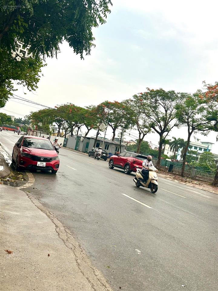Bán đất tại tứ hiệp . giá 11,5 tỷ. kinh doanh sầm uất