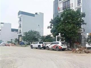 Đất đấu giá tương chúc  giá 10 tỷ