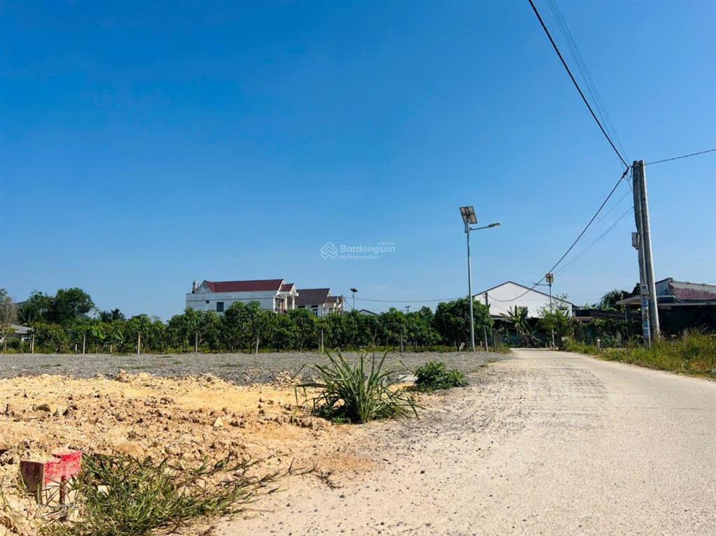 Sốc!!! chủ giảm còn 8xx triệu bán nhanh lô đất full thổ cư tại suối cát  cam lâm