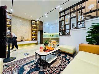 Siêu phẩm hoàng mai  60m  5 tầng  nhà mới kính koong  ở ngay