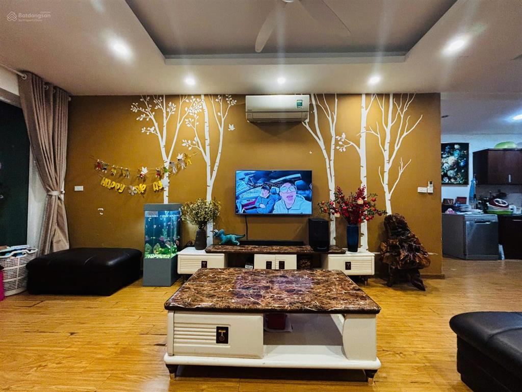 Chị em đi nước ngoài cần bán cc có thương thảo 3pn, 2wc ở văn phú victoria, 7,5 tỷ, 116m2, hà đông