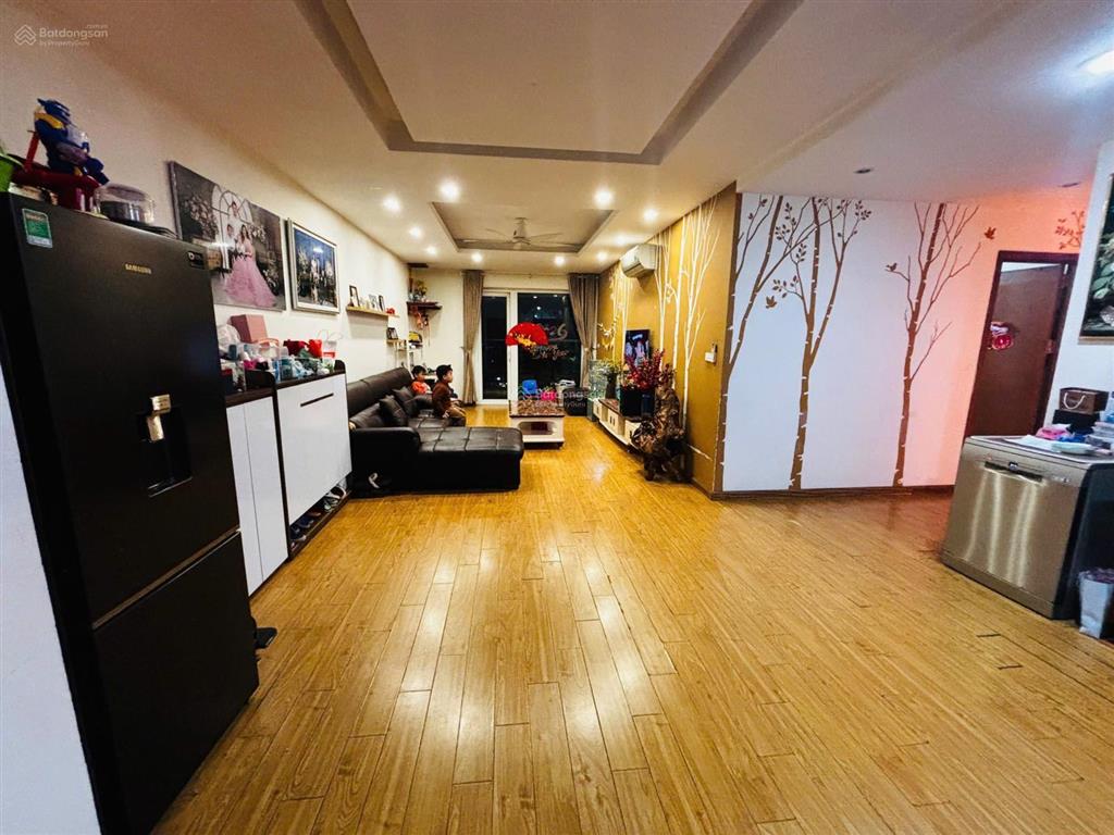 Chị em đi nước ngoài cần bán cc có thương thảo 3pn, 2wc ở văn phú victoria, 7,5 tỷ, 116m2, hà đông