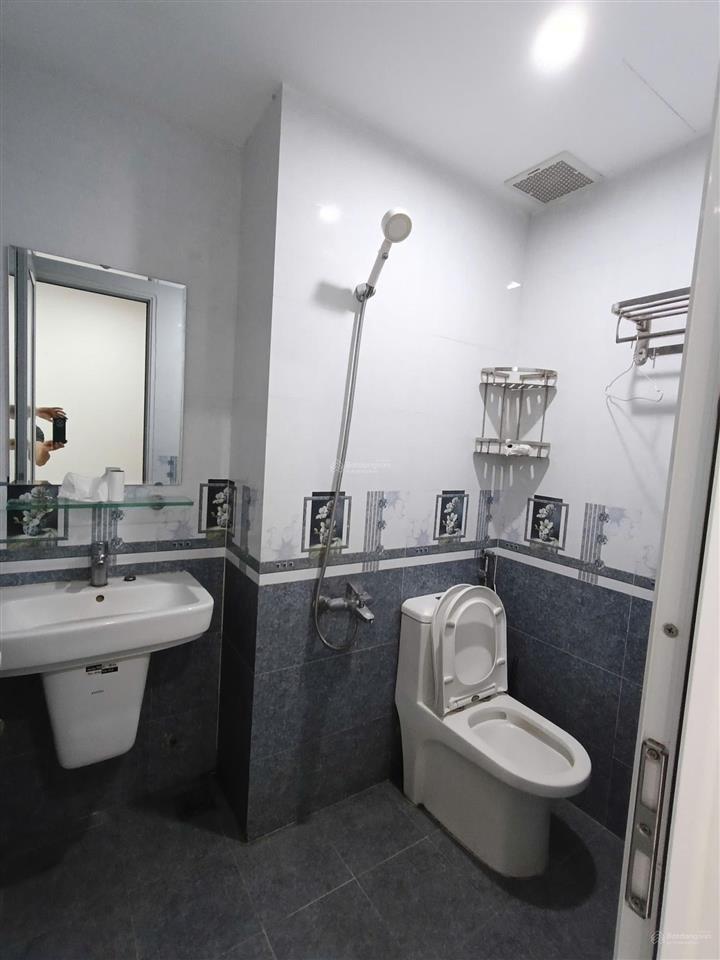 Bán cc flc star tower, quang trung, 5 tỷ, 74m2, bao đẹp chỉ với 2pn, 2wc