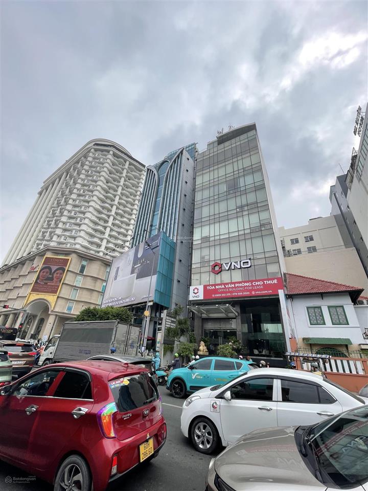 Toà nhà 2 hầm 12 tầng mt nam kỳ khởi nghĩa quận 3  15x30m hđt 800tr/tháng. hạ sâu gấp bán 333 tỷ