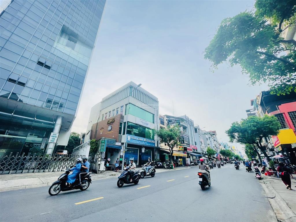 Duy nhất khuôn bự mặt tiền hoàng hoa thám bình thạnh cấp 4 tiện xây mới, dt 15x26m. hạ 20 tỷ còn 80