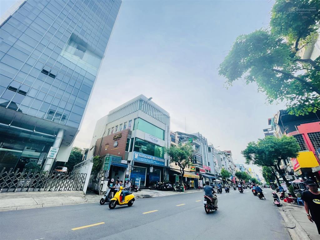 Duy nhất khuôn bự mặt tiền hoàng hoa thám bình thạnh cấp 4 tiện xây mới, dt 15x26m. hạ 20 tỷ còn 80