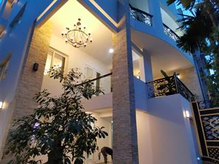 Quá ngon biệt thự ngang 15m phổ quang, gần sân bay tân bình. hầm 4 tầng  6pn lớn  250m2 chỉ 58 tỷ