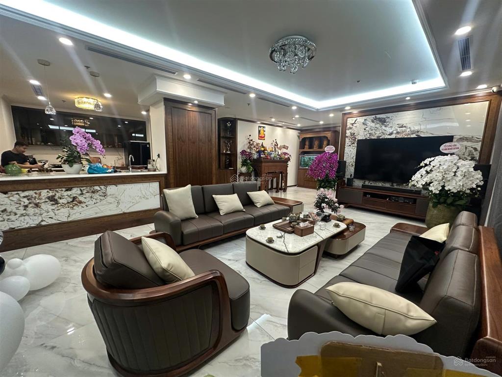 Bán ch royal city, 186m2, 4pn, 3wc, giá thỏa thuận tại nguyễn trãi, thanh xuân, hà nội