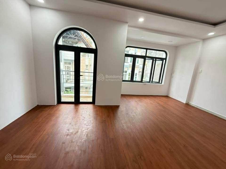 Nhà 4 tầng  bạch đằng  75m²  11,5 tỷ  sân bay tsn  công viên hoàng văn thụ