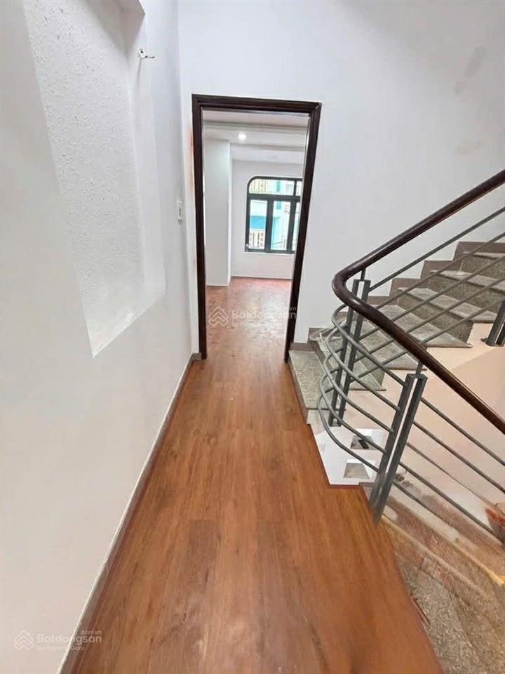 Nhà 4 tầng  bạch đằng  75m²  11,5 tỷ  sân bay tsn  công viên hoàng văn thụ