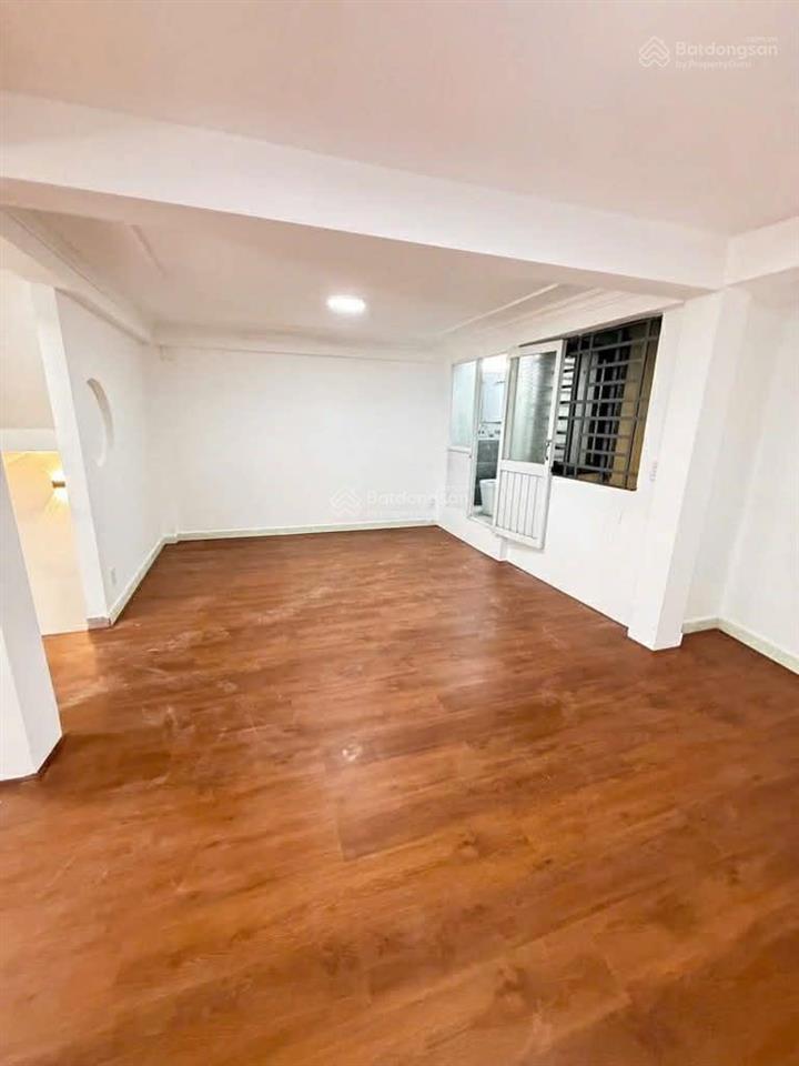 Nhà 4 tầng  bạch đằng  75m²  11,5 tỷ  sân bay tsn  công viên hoàng văn thụ
