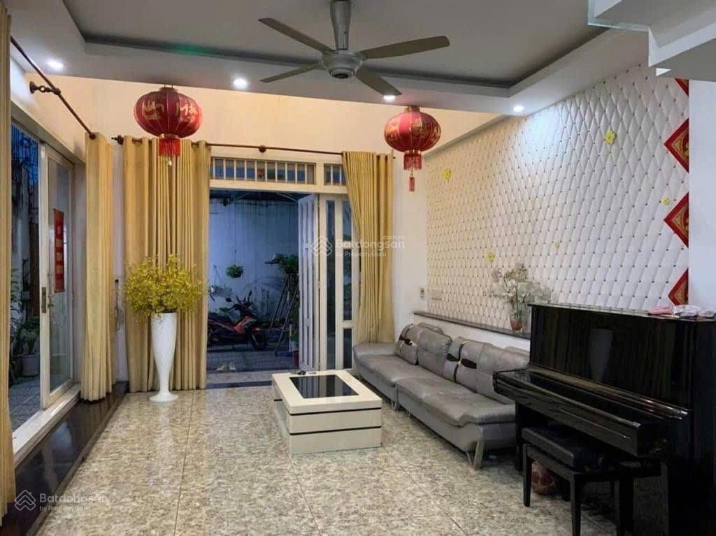 Bán nhà đường lê hoàng phái 11,5 tỷ  120m2, 5pn, 6wc, 5 tầng