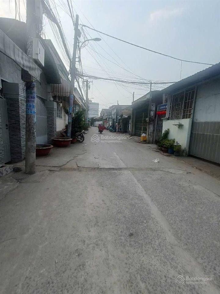 Bán nhà + kho xưởng tại xã đông thạnh, 15 tỷ, 500m2, hàng hiếm tại uy tín