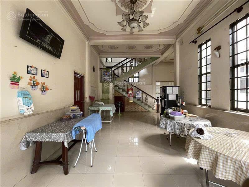 Bán biệt thự mặt phố 19 tỷ, 278m2 ở đường số 1, quận gò vấp.