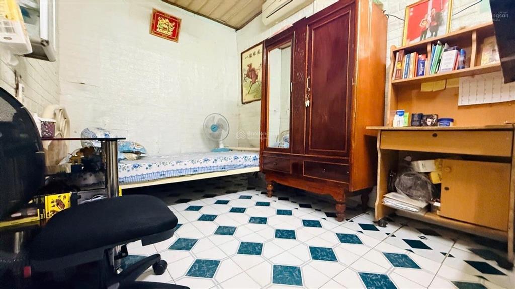 Nhà 3 tầng  141m2  16 tỷ  chợ phạm văn hai  q tân bình
