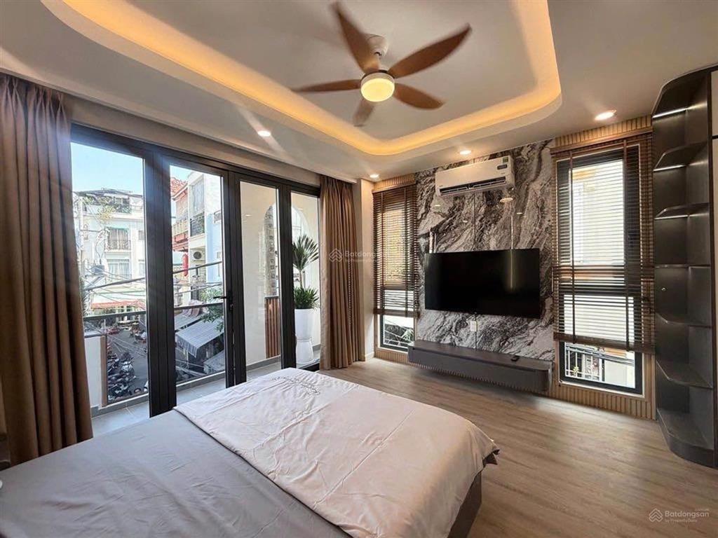 Nhà 4 tầng  6 tỷ hơn  hẻm oto  3pn 3wc  ngã tư hàng xanh