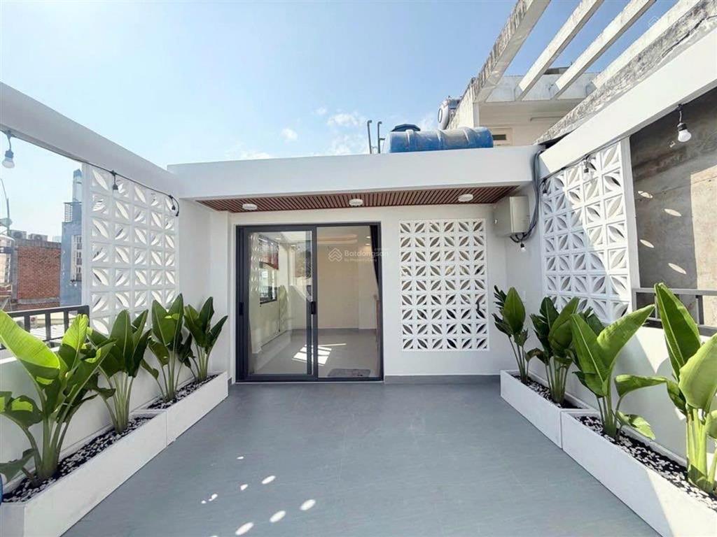 Nhà 4 tầng  6 tỷ hơn  hẻm oto  3pn 3wc  ngã tư hàng xanh