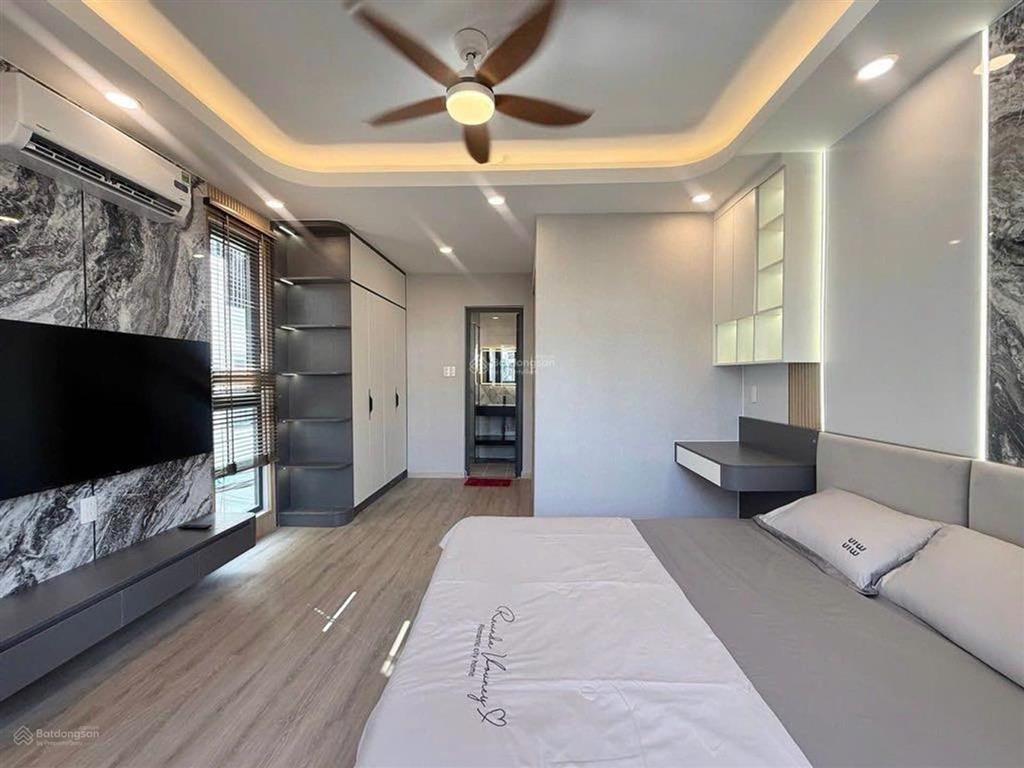 Nhà 4 tầng  6 tỷ hơn  hẻm oto  3pn 3wc  ngã tư hàng xanh
