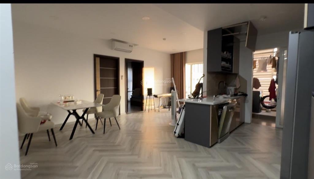 Ngộp bank  89m2 (3pn 2wc)  7,3 tỷ  chcc xi grand court quận 10
