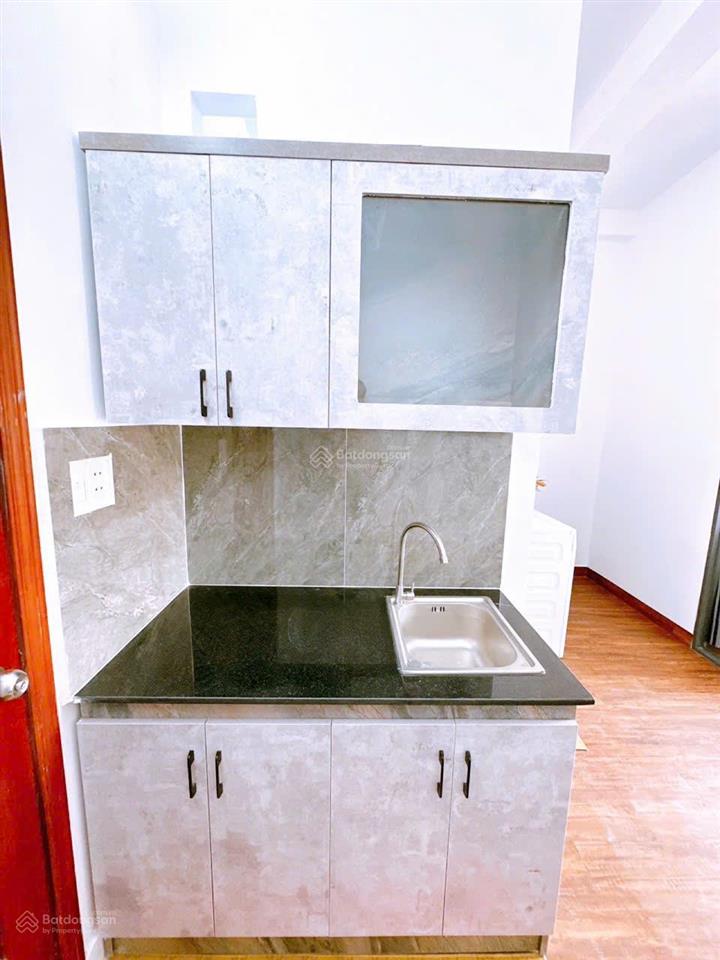 Cho thuê căn hộ 1pn ban công thoáng máy giặt riêng ngay công viên lê thị riêng quận 10