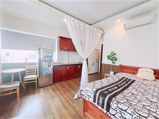 Cho thuê phòng studio cửa sổ lớn hầm xe thang máy ngay đường hòa hưng quận 10